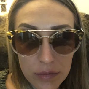 Oscar de la renta sunglasses